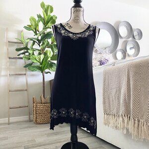 Black Sleeveless Dress